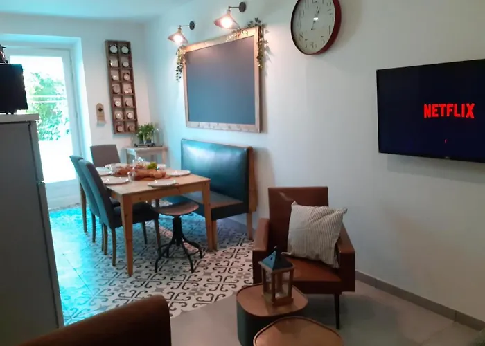 Esprit Bistrot / Rent4Night Grenoble